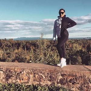 Meet your Posher, Misti